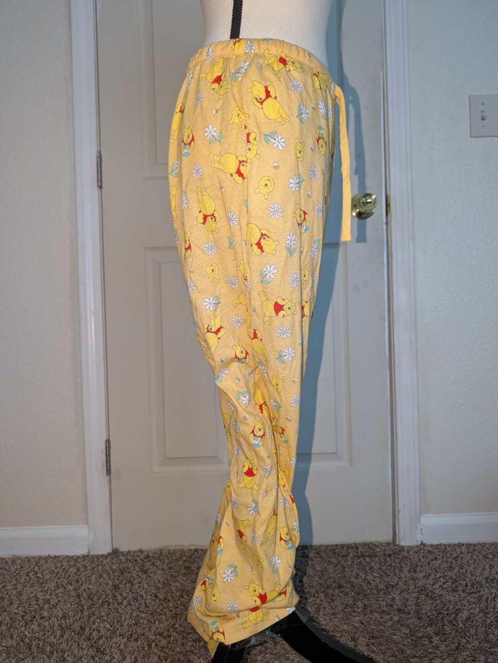 Disney Winnie the Pooh Pale Yellow Sleep Pants - Picture 4 of 9